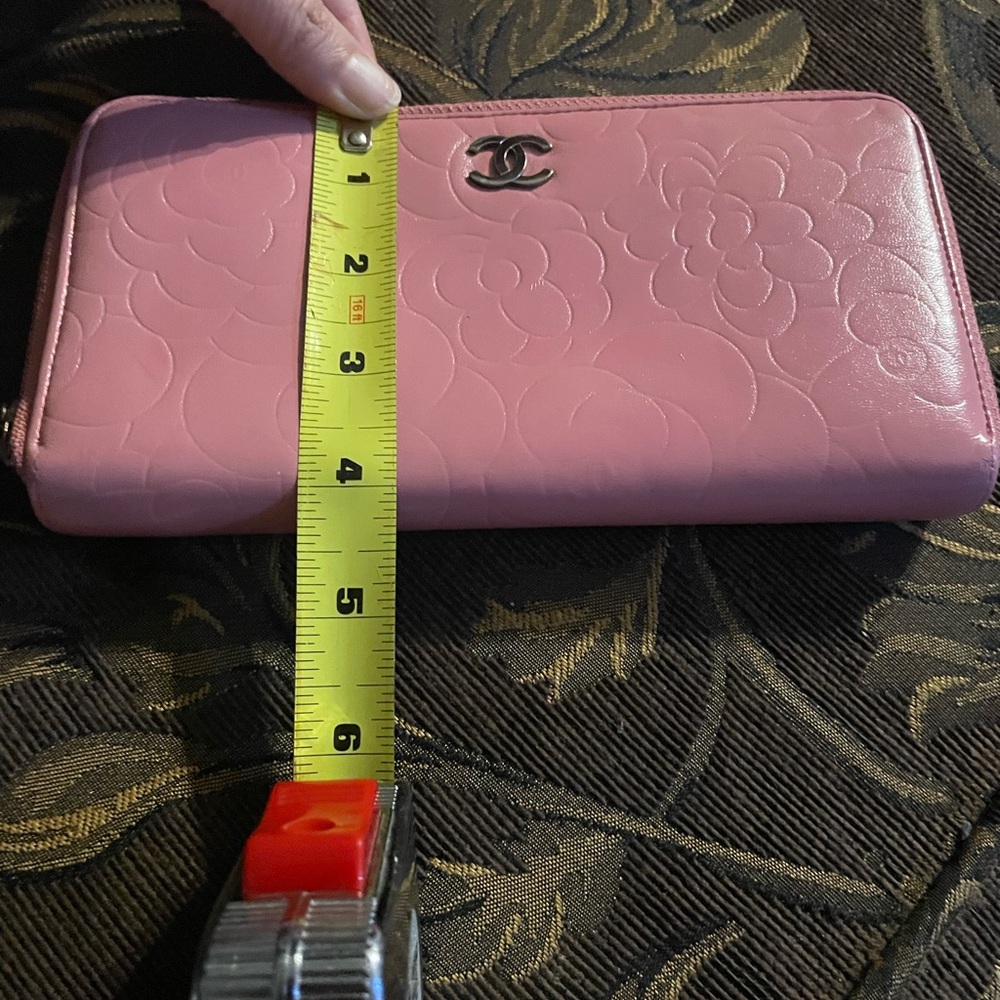 🌸CHANEL CAMELLIA ZIP AROUND LONG WALLET - Picture 12 of 13
